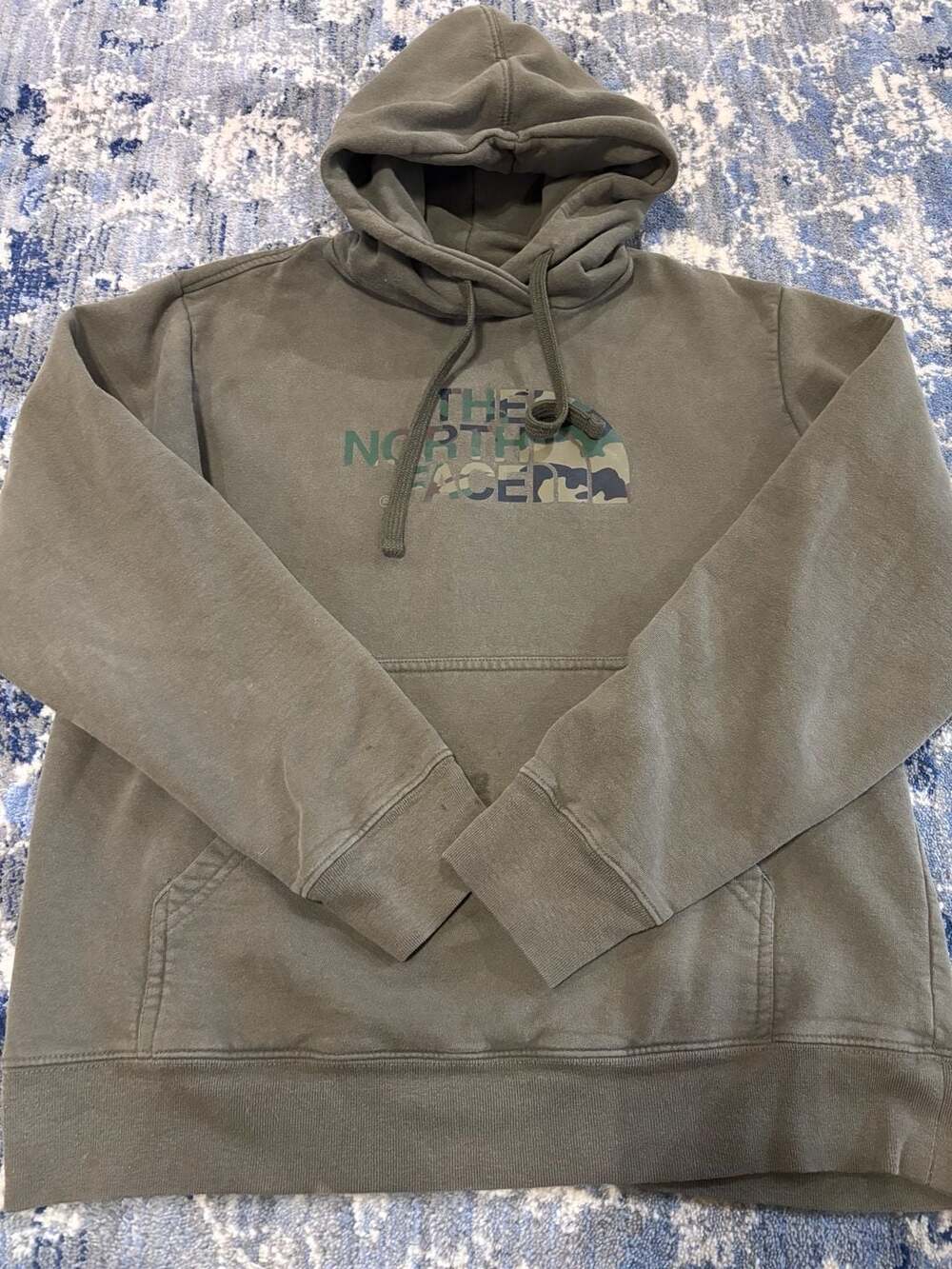The North Face Hoodie Size M Green Camo Logo